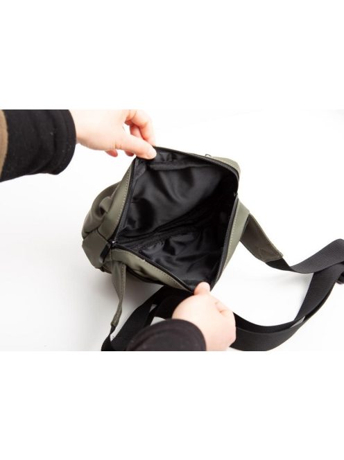 On-the-go Bag Army Green crossbody pelenkázótáska