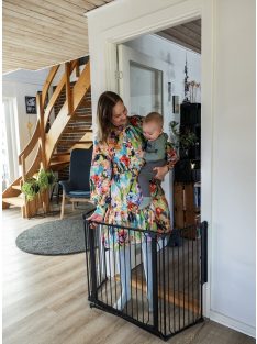 Univerzális térkorlát BabyDan Carl Wide, fekete