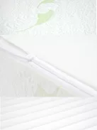 Baba párna - ék alakú Sensillo fehér Luxe aloe vera  60x38 cm