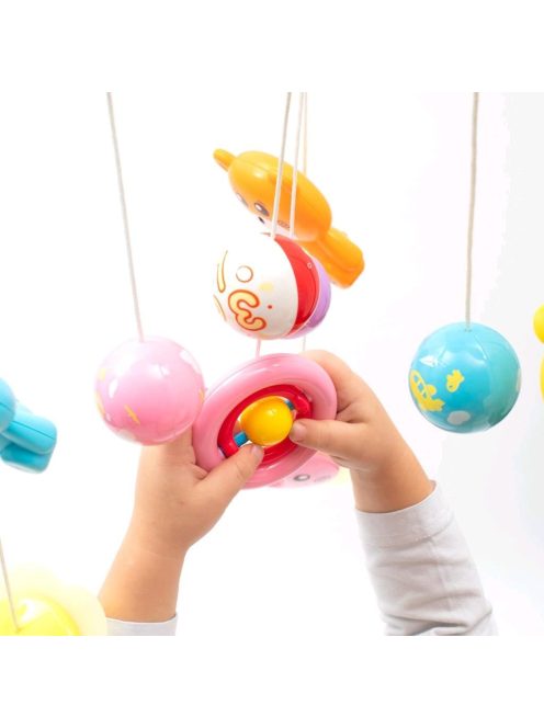 Körhinta a kiságy fölé világító vetítővel  Baby Mix szürke