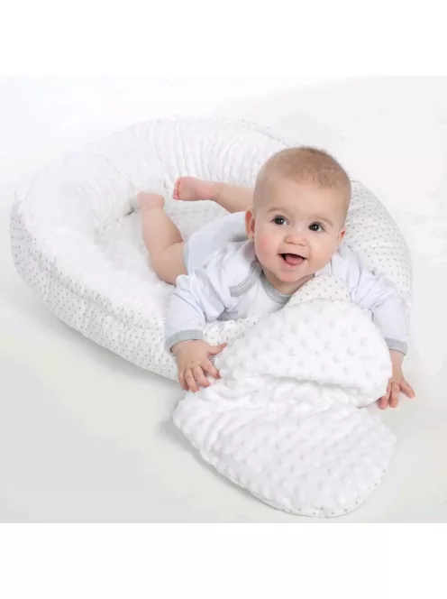 Luxus babafészek párnával és paplannal New Baby Minkyből kék