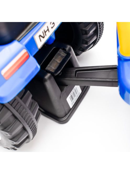 Gyerek jármű traktor utánfutóval és szerszámokkal Baby Mix New Holland kék