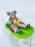 Műanyag lapos szánkó háttámlával és fékekkel Baby Mix SPEED BOB piros