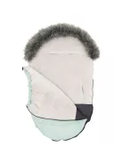 Gyermek lábzsák NEW BABY szőrmével világos szürke