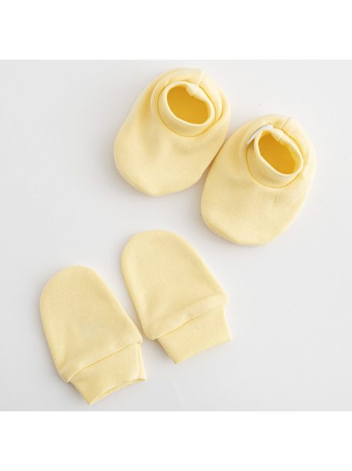 Baba pamut szett-kiscipő és kesztyű New Baby Casually dressed sárga 0-6m