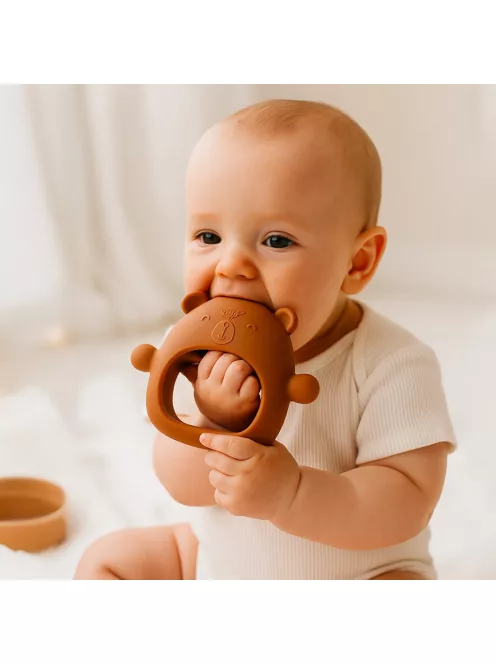 Szilikon kézi rágóka maci New Baby karamellbarna