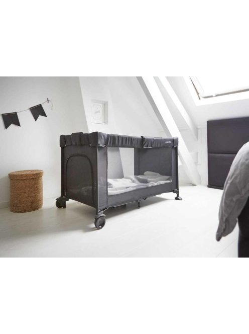 Koelstra T5 utazóágy Black