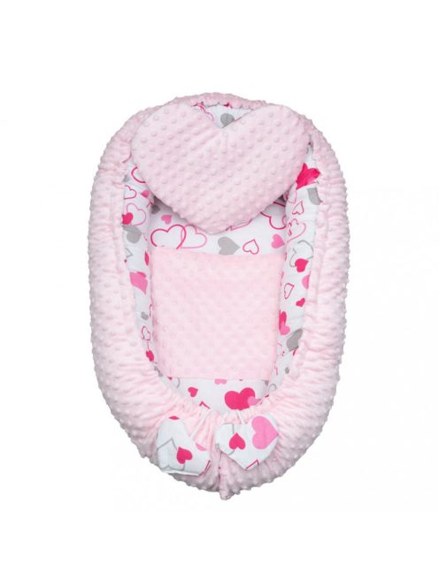 Luxus babafészek párnával és paplannal New Baby Minkyből rózsaszín szívecskék, Raktáron