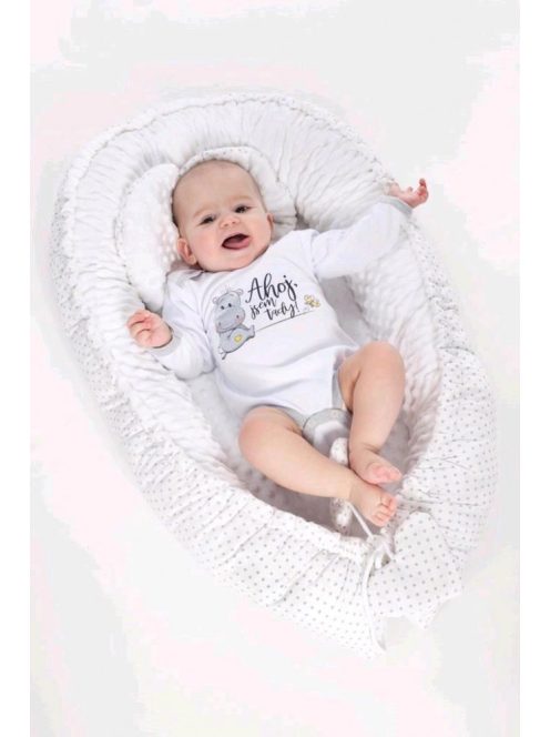 Luxus babafészek párnával és paplannal New Baby Minkyből rózsaszín szívecskék, Raktáron