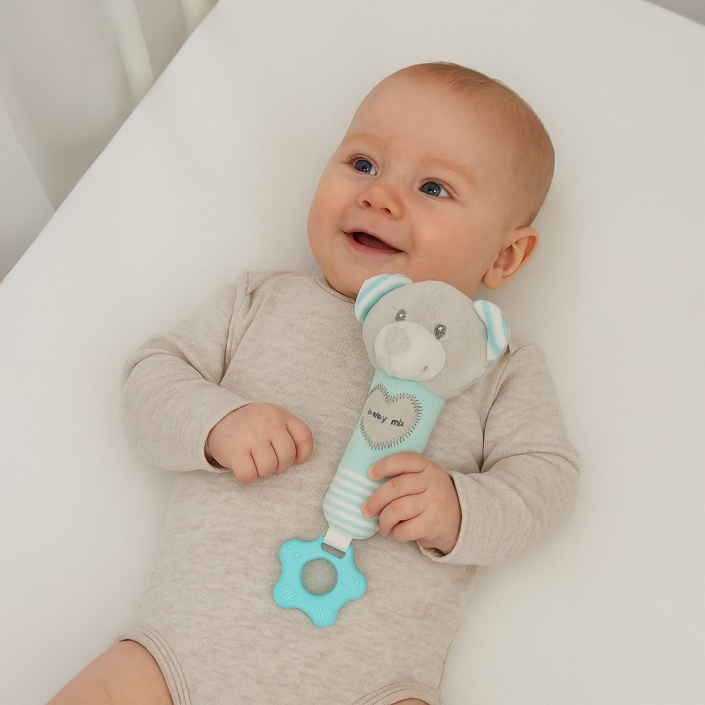 Sípolós plüss játék rágókával Baby Mix maci menta
